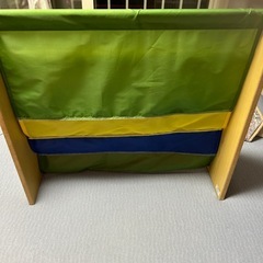 本の収納ラックの画像