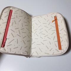 SHISEIDO　メイクポーチの画像