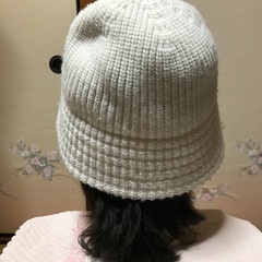 GU オフホワイト　帽子の画像