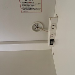 食器棚の画像