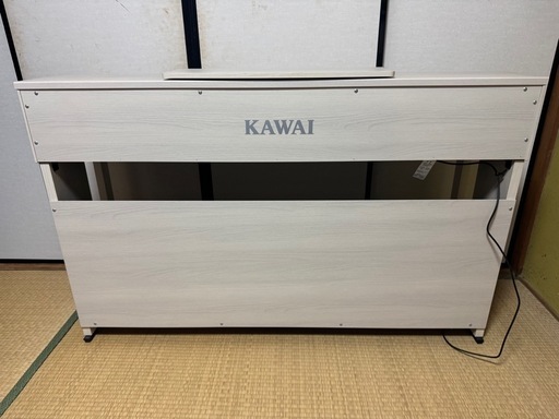 【取引中】KAWAI 電子ピアノ CN27A 2018年製 ホワイトメープル調 高低椅子