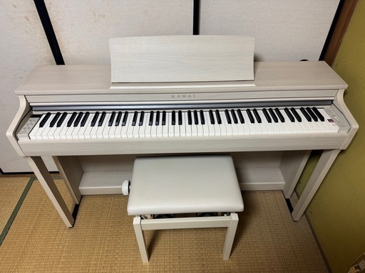 【取引中】KAWAI 電子ピアノ CN27A 2018年製 ホワイトメープル調 高低椅子