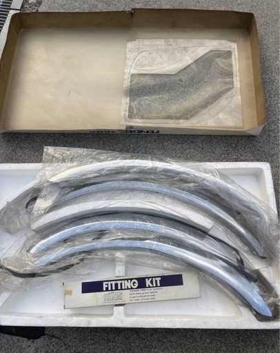 ゲインズ　フェンダートリム