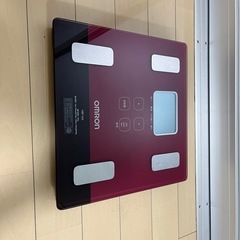 オムロン　体重計の画像