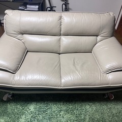 ソファの画像