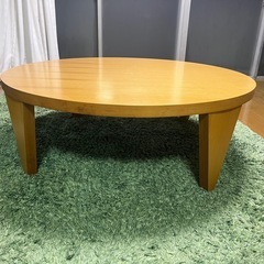 丸テーブルの画像