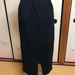 黒　ロングスカート　ストレッチの画像