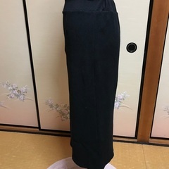 黒　ロングスカート　ストレッチの画像