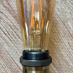 ペンダントライト　インテリア　照明　電球の画像