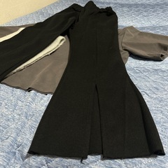 グレーブラックの画像