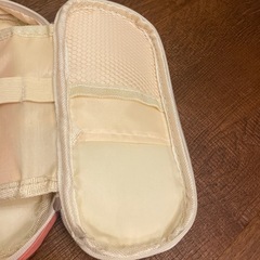 中古良品　キッズ筆箱　　ピンク系　可愛い柄の画像