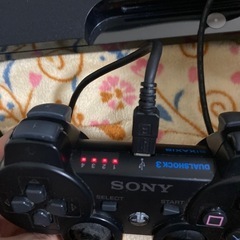 PlayStation3 本体　コントローラー付きの画像