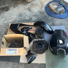  カワサキZRX400 部品取り・レストアベース　放置車両の画像