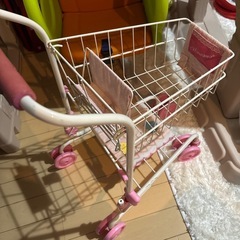 子供お買い物カートの画像