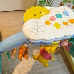 くまのプーさん えらべる回転6WAYジムにへんしんメリーの画像