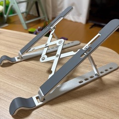 パソコンスタンドの画像