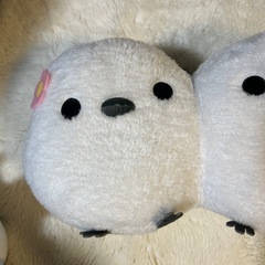 ふくふくシマエナガよりそいぬいぐるみの画像
