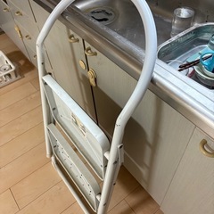 【8/19までの限定出品】 脚立の画像