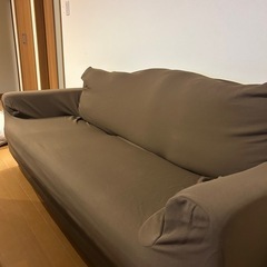 ３人がけソファー　オットマン付きの画像