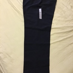 未使用　UNIQLO ネイビー スラックス 110×85の画像