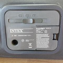 INTEX エアーベッド シングル 電動ポンプ内蔵の画像