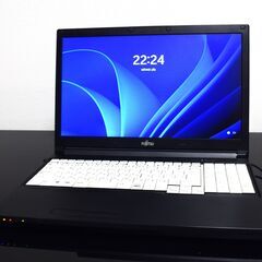 富士通高性能8世代i5最新Windows11メモリ8GB高速SSD240GBWifi接続可能の画像