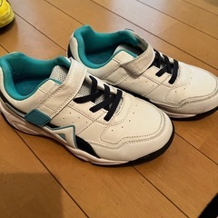 アシックス　NB ナイキの画像