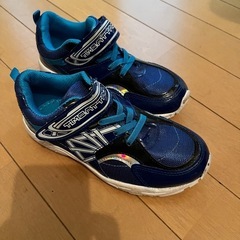 アシックス　NB ナイキの画像
