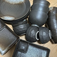 決定！お皿など１９点セットの画像