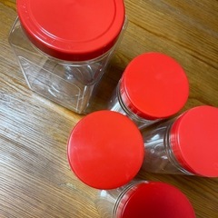 工作　プラスチック容器の画像