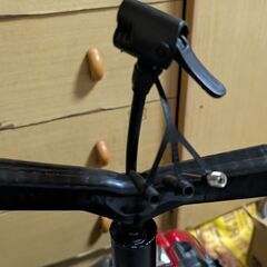 空気入れ　中古　　自動車カギの画像