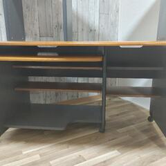 PCデスクの画像