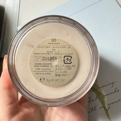 【美品】コスメデコルテ フェイスパウダー00 20g トランスルーセントの画像