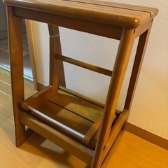 脚立　きゃたつの画像