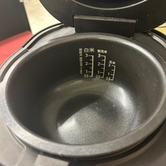 H2508-217 SHARP ジャー炊飯器 KS-CF05B-B 3合炊き 2019年製 動作確認済み キズ汚れ有りの画像