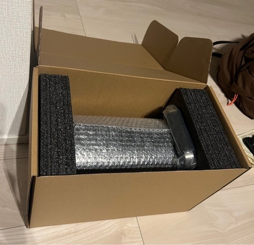 CARGO CONTAINER MEGA WATER JUG】