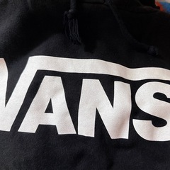 2点セットVANS黒パーカーℕ𝕠𝕣𝕥𝕙 𝔽𝕒𝕔𝕖ロンティーの画像