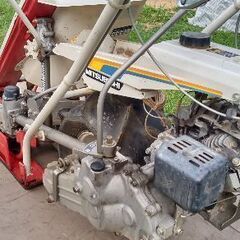 三菱1輪1条刈りバインダー　MB30D 秋晴れの画像