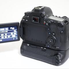 【値下げしました】Canon EOS 6D mark2 本体 バッテリーグリップつきの画像