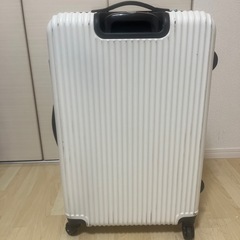 キャリーケースの画像