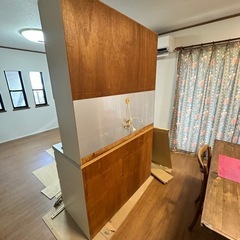 食器棚の画像