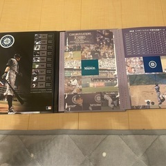 イチロー　ポスター　ポストカード　２冊の画像
