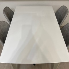 ダイニングテーブル　白　艶有り　120cmの画像
