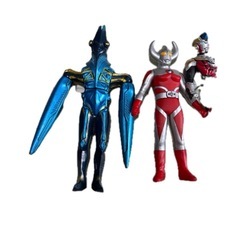 【バンダイ】ウルトラマン　ソフビ　人形　まとめ売り　バルタン星人　ウルトラマン父の画像