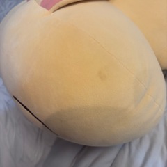 ちいかわ マシュマロみたいな寝そべり抱きぬいぐるみ　うさぎの画像