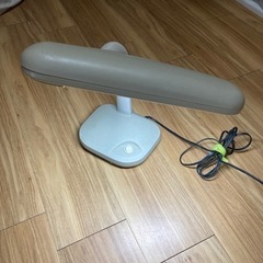 デスクライトの画像