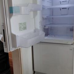 ホワイト どっちもドア冷蔵庫 の画像