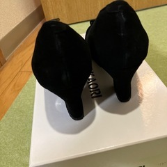 モードカオリ　黒スゥエードパンプスの画像