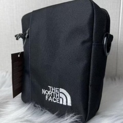 新品　未使用品‼️🤗　ノースフェイス　ショルダーバック　限定品です‼️🤗の画像