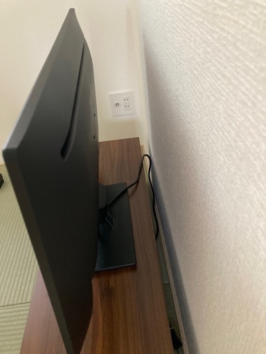 ASUSモニター31.5inch